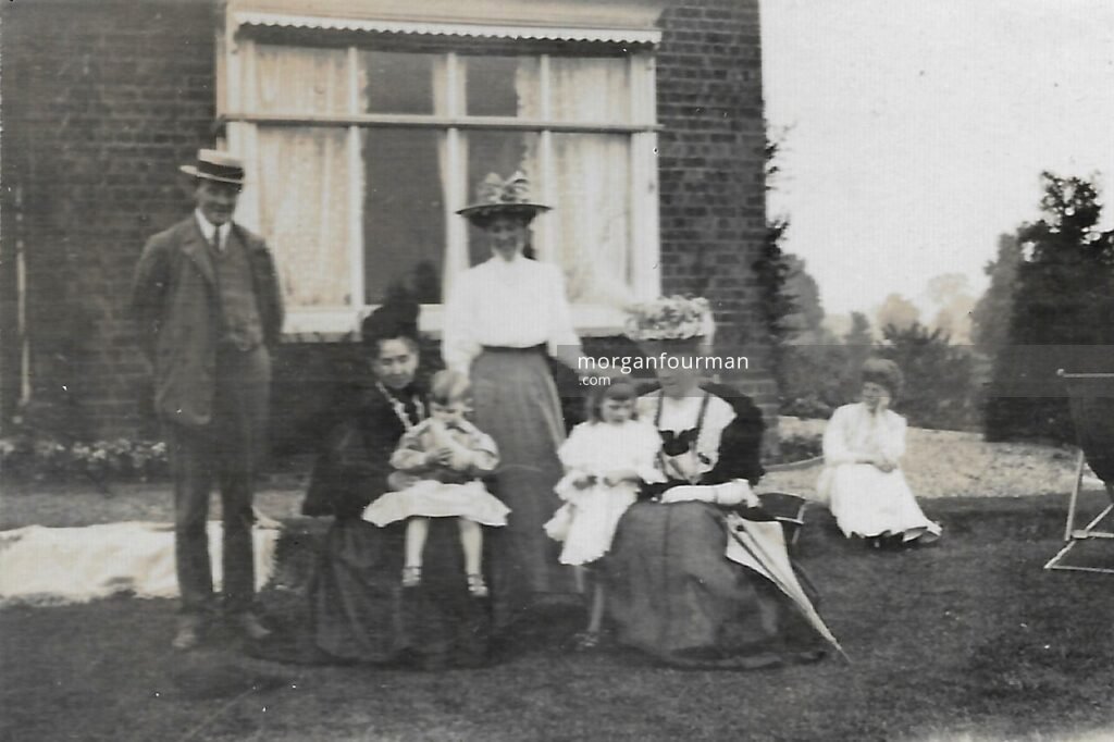 Four generations, Churchill, Jul 1908