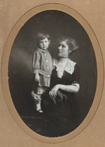 May Williams with son Glyn, c. 1915. Photo by Harrison, Kidderminster