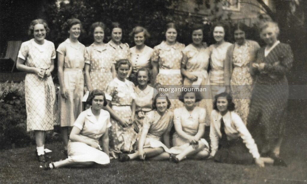 Edgbaston High School girls, Jul 1938