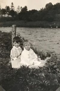 Andrew and Jim Pinsent, Edinglassie, Sep 1927