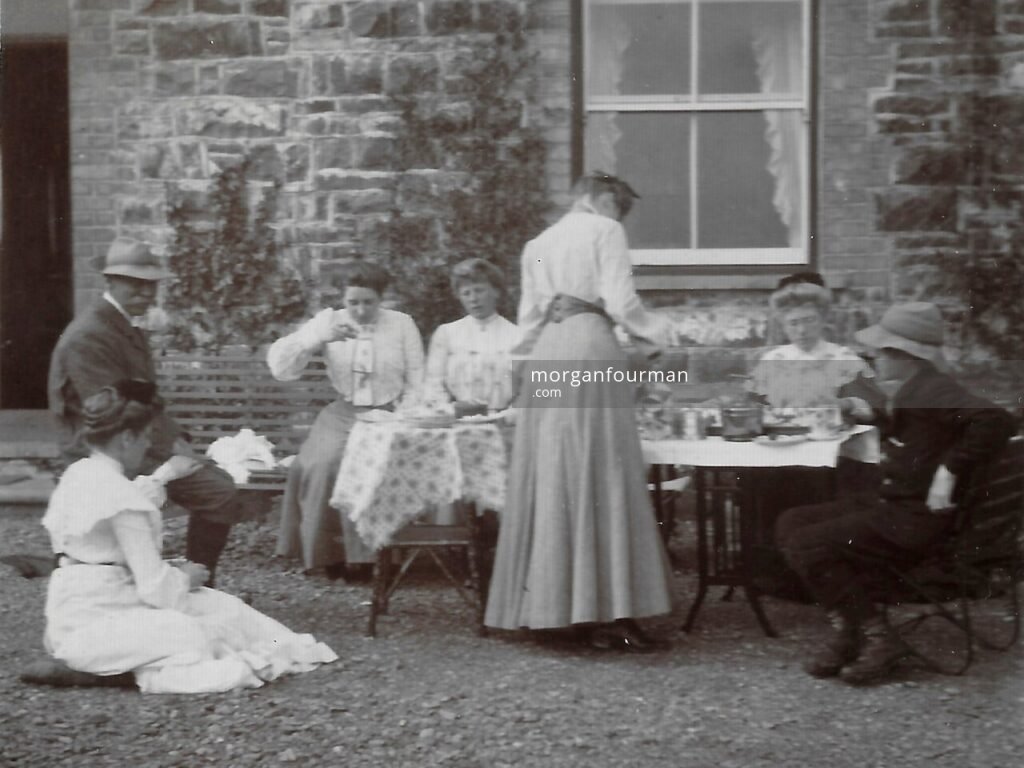 D. Amphlett and Auntie Daisy (c), Llanbrynmair, 1904