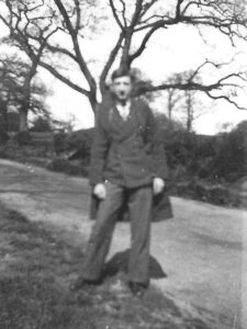 Tony Darby, 1939
