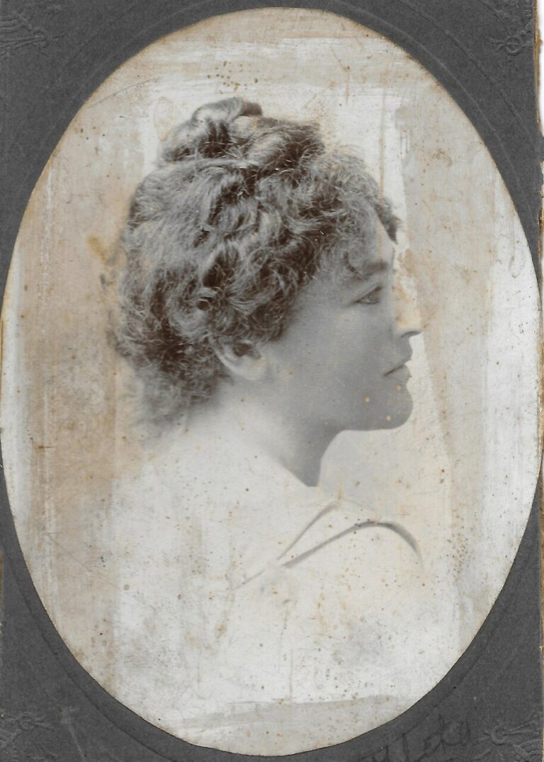Theta Evans, c. 1897